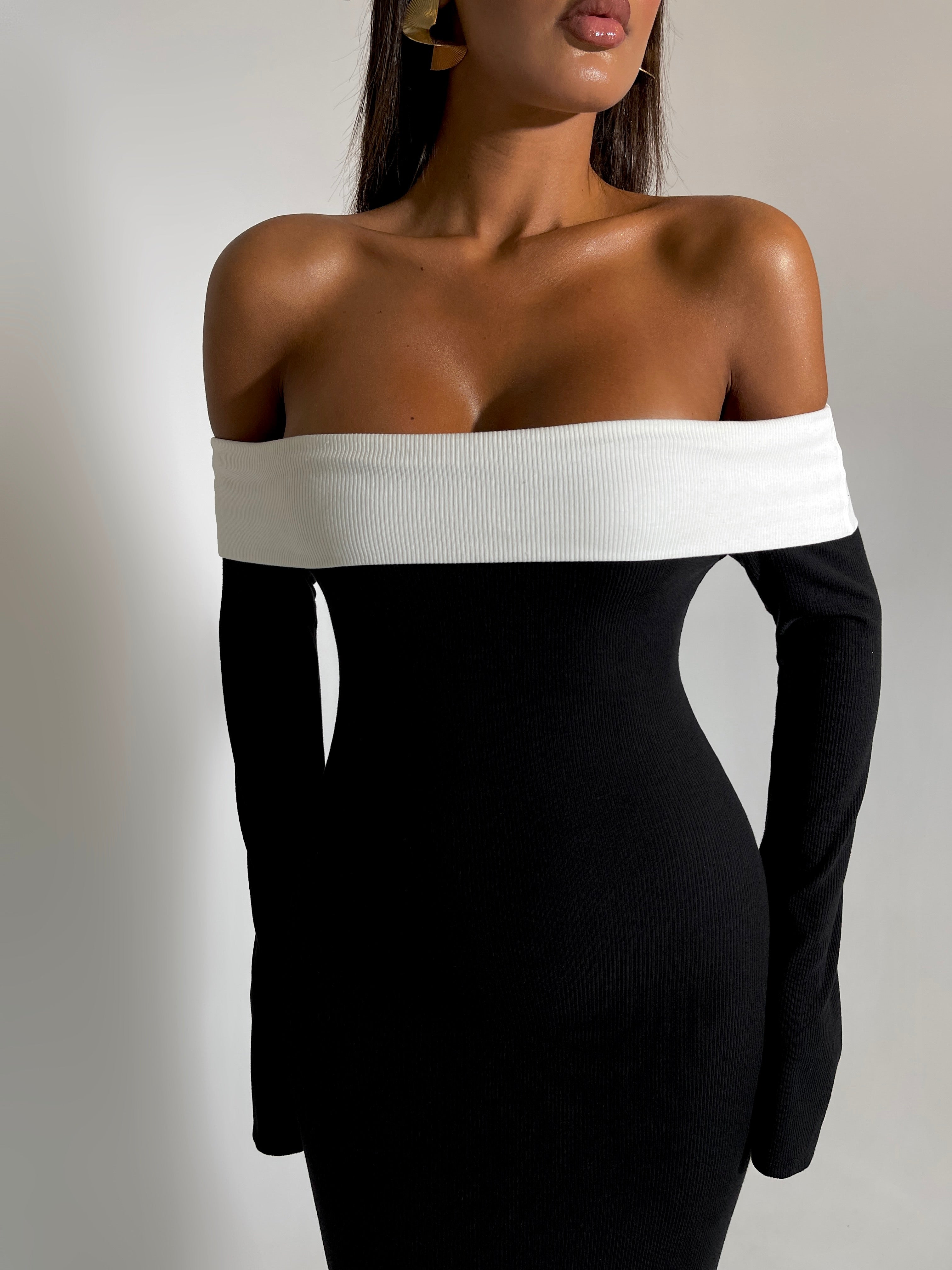 Alessia Black White Dress